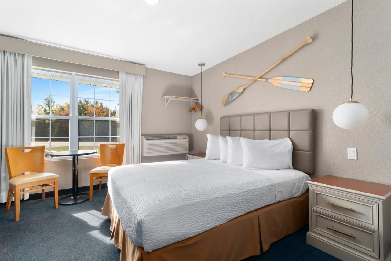 Clearwater Lakeshore Motel Mackinaw City Esterno foto