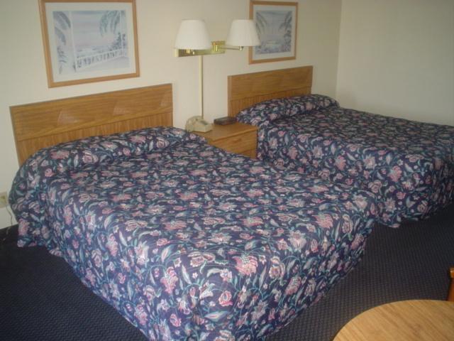 Clearwater Lakeshore Motel Mackinaw City Camera foto